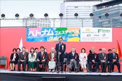 El cónsul general de Vietnam en Osaka, Ngo Trinh Ha, interviene en la cita (Foto: VNA)