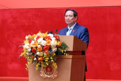 El primer ministro de Vietnam, Pham Minh Chinh, interviene en la cita (Foto: VNA)