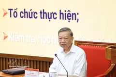 El secretario general del Partido Comunista y presidente de Vietnam, To Lam, interviene en la cita. (Foto: VNA)