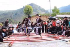 Vietnam preserva con empeño el alma cultural de las minorías étnicas con población reducida