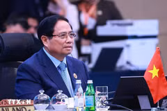 El primer ministro de Vietnam, Pham Minh Chinh, asiste a la tercera Reunión de Líderes de la AZEC en Kuala Lumpur, Malasia. (Foto: VNA)