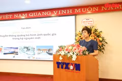 La directora general de la VNA, Vu Viet Trang, interviene en la cita (Foto: VNA)