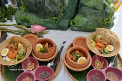 Los fideos Quang se han convertido en uno de los platos emblemáticos de la cocina vietnamita —y específicamente de la región central de Vietnam—, contribuyendo a promover la marca turística de la ciudad de Da Nang en el mapa del turismo gastronómico nacional e internacional. (Foto: VNA)