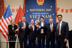 Delegados celebran el 81.º Día Nacional de Vietnam (2 de septiembre de 1945 – 2026) en Washington D. C. (Estados Unidos), durante una ceremonia celebrada el 16 de septiembre. (Foto: VNA)