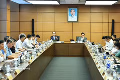 El presidente de la Asamblea Nacional, Tran Thanh Man, interviene en la sesión. (Foto: VNA)