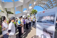 Asistentes al evento "Da Nang – Copenhague: Un viaje verde a lo largo del río Han", celebrado en la ciudad vietnamita de Da Nang, el 20 de junio de 2026 (Foto: VNA)