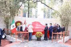 Acto de inauguración del monumento restaurado y rehabilitado del Presidente Ho Chi Minh en Ciudad de México. (Foto: VNA)