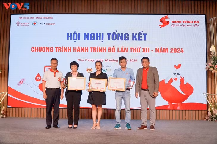 Programa “Recorrido Rojo” 2024 de Vietnam establece nuevo récord 