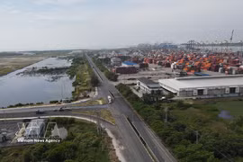 Ciudad de Ho Chi Minh impulsa la implementación de la sona de libre comercio de Cai Mep Ha. Foto: VNA