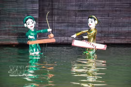 Siete décadas preservando y promoviendo el arte del teatro de marionetas vietnamitas