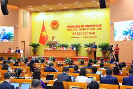 Inauguración de la quinta sesión del Consejo Popular de Hanoi del mandato XVII. (Foto: VNA)