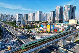 La línea Cat Linh - Ha Dong (Hanoi), puesta en funcionamiento el 6 de noviembre de 2021, es la primera línea de ferrocarril urbano del país. (Fuente: VNA)