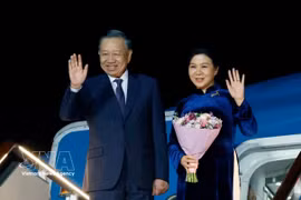 El secretario general del Partido Comunista y presidente de Vietnam, To Lam, y su esposa parten de Moscú, Rusia, rumbo a París, Francia. (Foto: VNA)