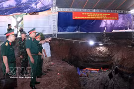 Labores de búsqueda de restos de mártires en el Parque Le Thi Rieng, en Ciudad Ho Chi Minh. (Foto: VNA)