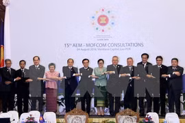 Comercio ASEAN-China crece por promedio de 18,5 por ciento