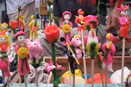 Experimentan elaboración de figuritas de “To He” en el casco antiguo de Hanoi