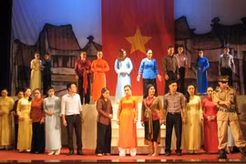 Ninh Binh acoge festival de teatro tradicional