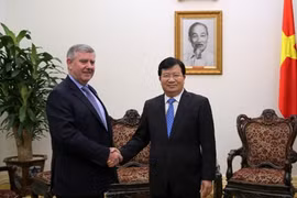 Elogia vicepremier vietnamita desarrollo de Coca Cola en el país
