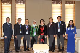 Vietnam y Singapur fortalecen cooperación legislativa