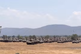 Ejército tailandés realiza mayor ejercicio con fuego real