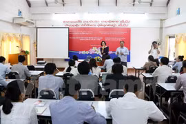 Asistencia vietnamita a Laos en formación periodística