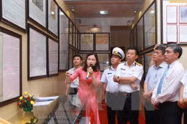 Exhibición muestra soberanía vietnamita sobre territorios insulares