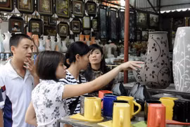 Jóvenes exploran aldeas artesanales tradicionales de Hanoi