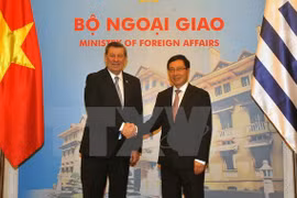 Vietnam y Uruguay proponen crear un comité para cooperación económica