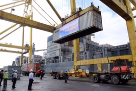 Inician trabajos de ampliación de puerto Tien Sa