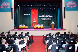 Vicepremier de Vietnam mantiene contactos con electores en provincia central