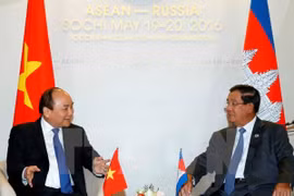 Primer ministro vietnamita mantiene amplio programa de encuentros en Rusia