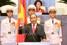 Elegido Nguyen Xuan Phuc como primer ministro de Vietnam
