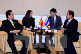 Primer ministro de Vietnam se reúne con su par tailandés