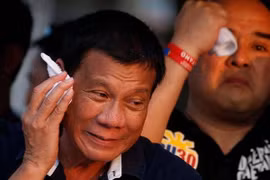 Filipinas elige hoy al presidente y miles de cargos tras intensa campaña