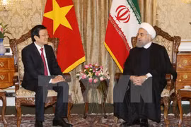 Vietnam e Irán acuerdan elevar comercio bilateral a dos mil millones de dólares