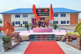 Inauguran en Camboya obra militar con asistencia financiera de Vietnam