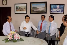 Presidente vietnamita visita Vinh Long en ocasión del Tet