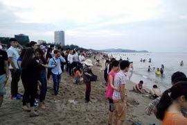 Gran concurrencia a la costa central pese a rumores de contaminación