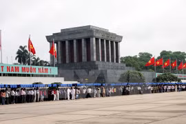 Más de 63 mil personas llegan a Mausoleo de Ho Chi Minh