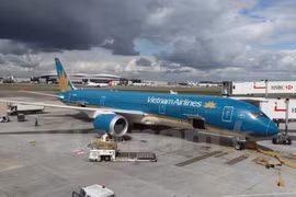 Vietnam Airlines planea apertura de vuelo directo a Estados Unidos