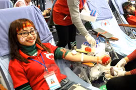 Continúa en Vietnam campaña de donación voluntaria de sangre