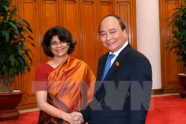 Primer ministro de Vietnam recibe a saliente coordinadora residente de ONU