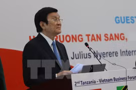 Presidente de Vietnam continúa actividades en Tanzania