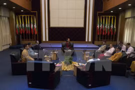 Myanmar: grupos armados seguirán en negociación para un alto al fuego