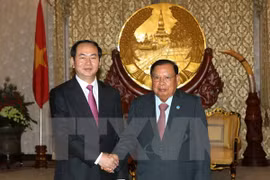 Visita a Laos del presidente de Vietnam capta especial atención de prensa