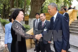 Líder parlamentaria vietnamita se reúne con presidente estadounidense