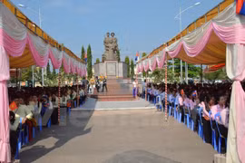Inauguran Monumento de Mártires Cambodia- Vietnam