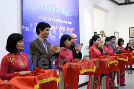 Inauguran exhibición fotográfica “Descubre Vietnam” en Hanoi