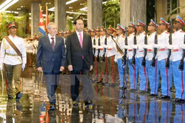 Presidentes de Vietnam y Cuba destacan avances en relaciones bilaterales
