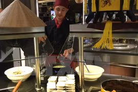 Presentan cultura y gastronomía de Vietnam en Colombia